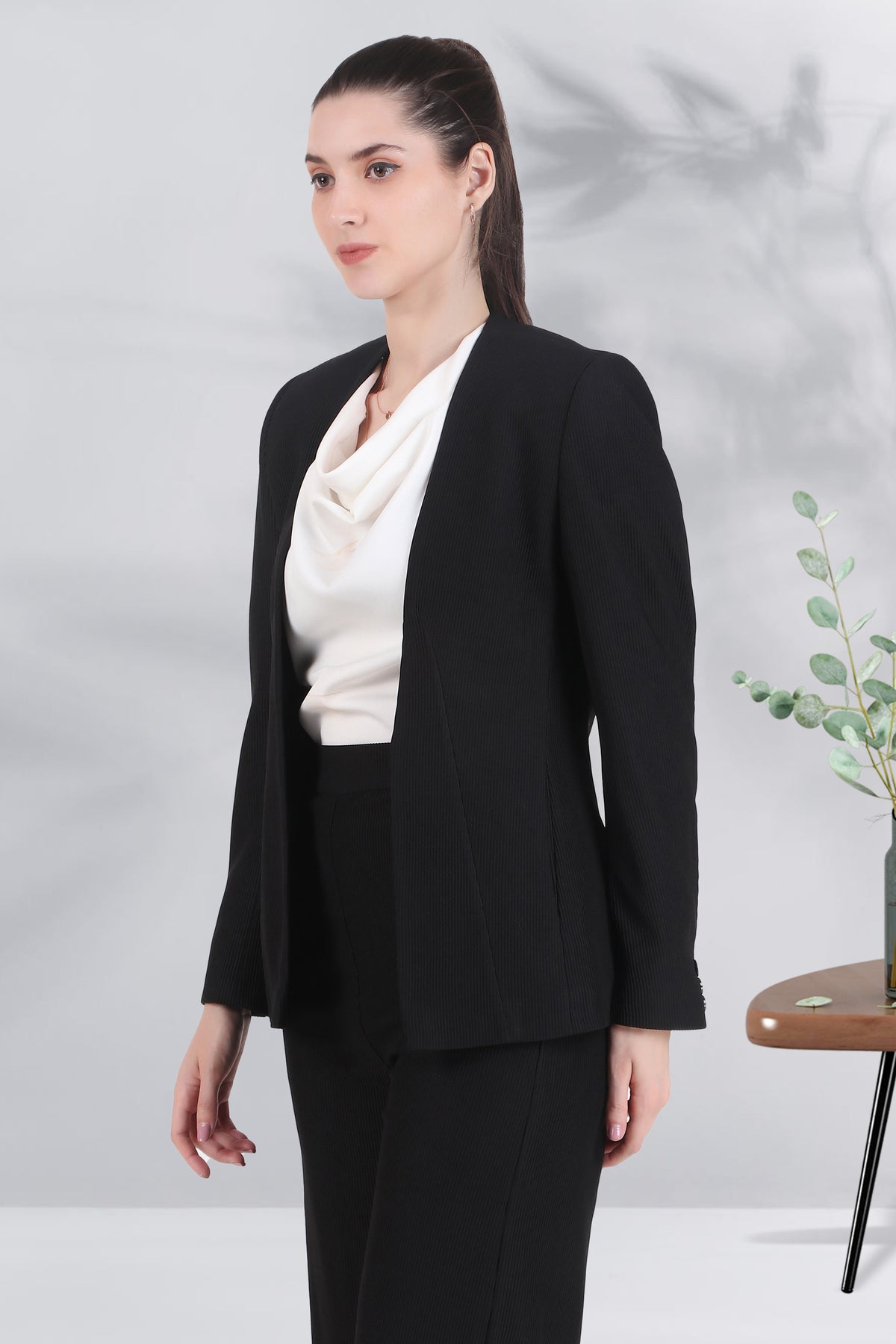 Front Open Style Cord Crepe Blazer, Black