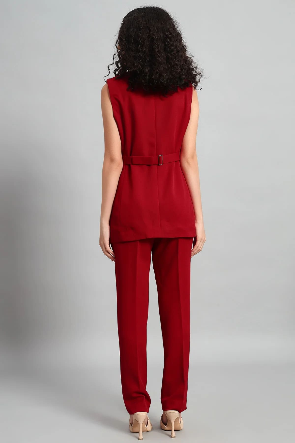 02-09-2024--kahina00866Red.jpg