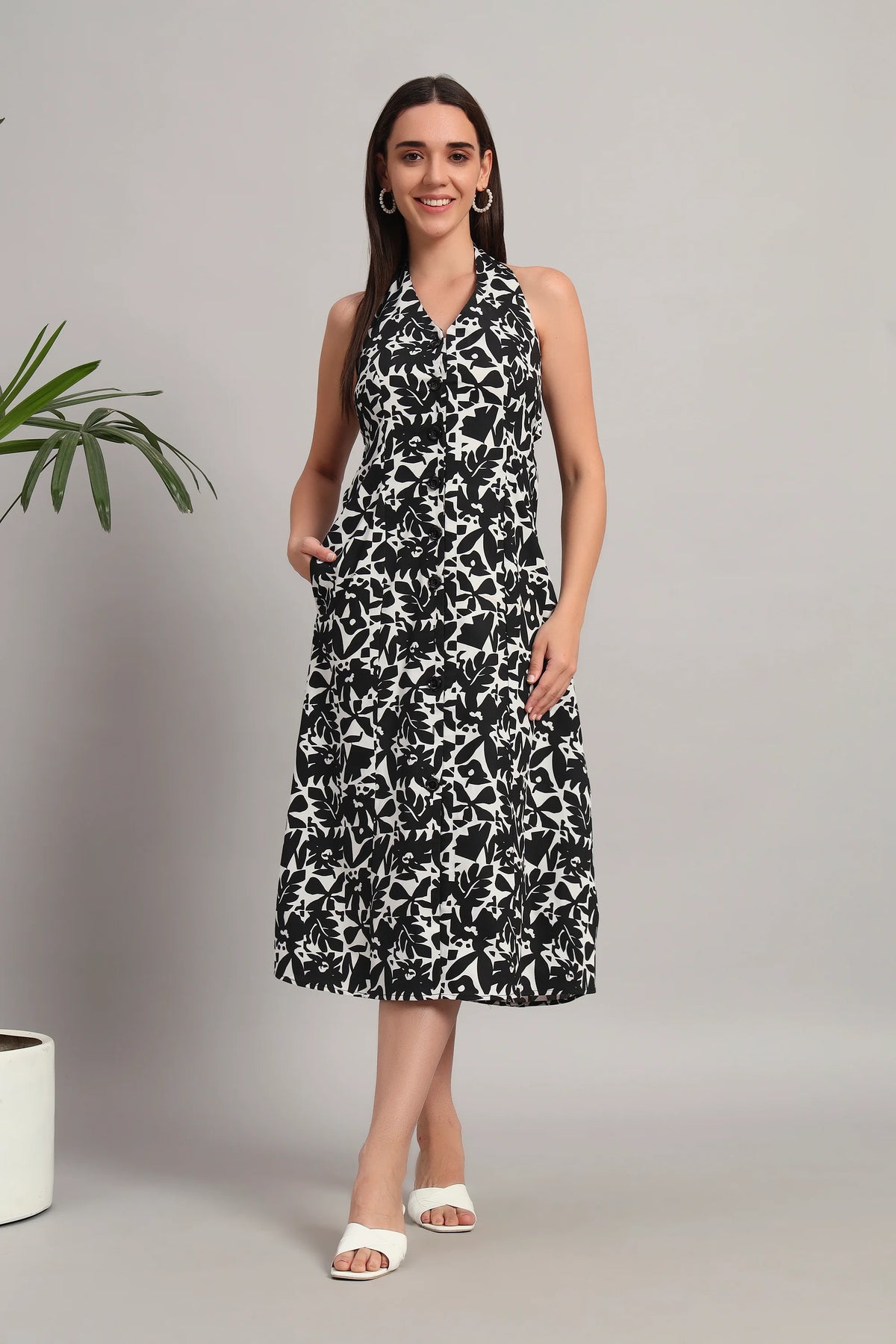The Back-Tie Bloom, Black Dress