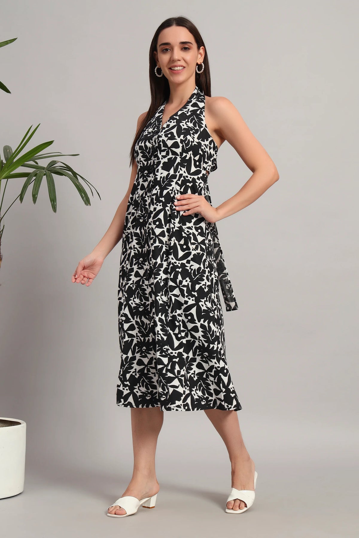 The Back-Tie Bloom, Black Dress