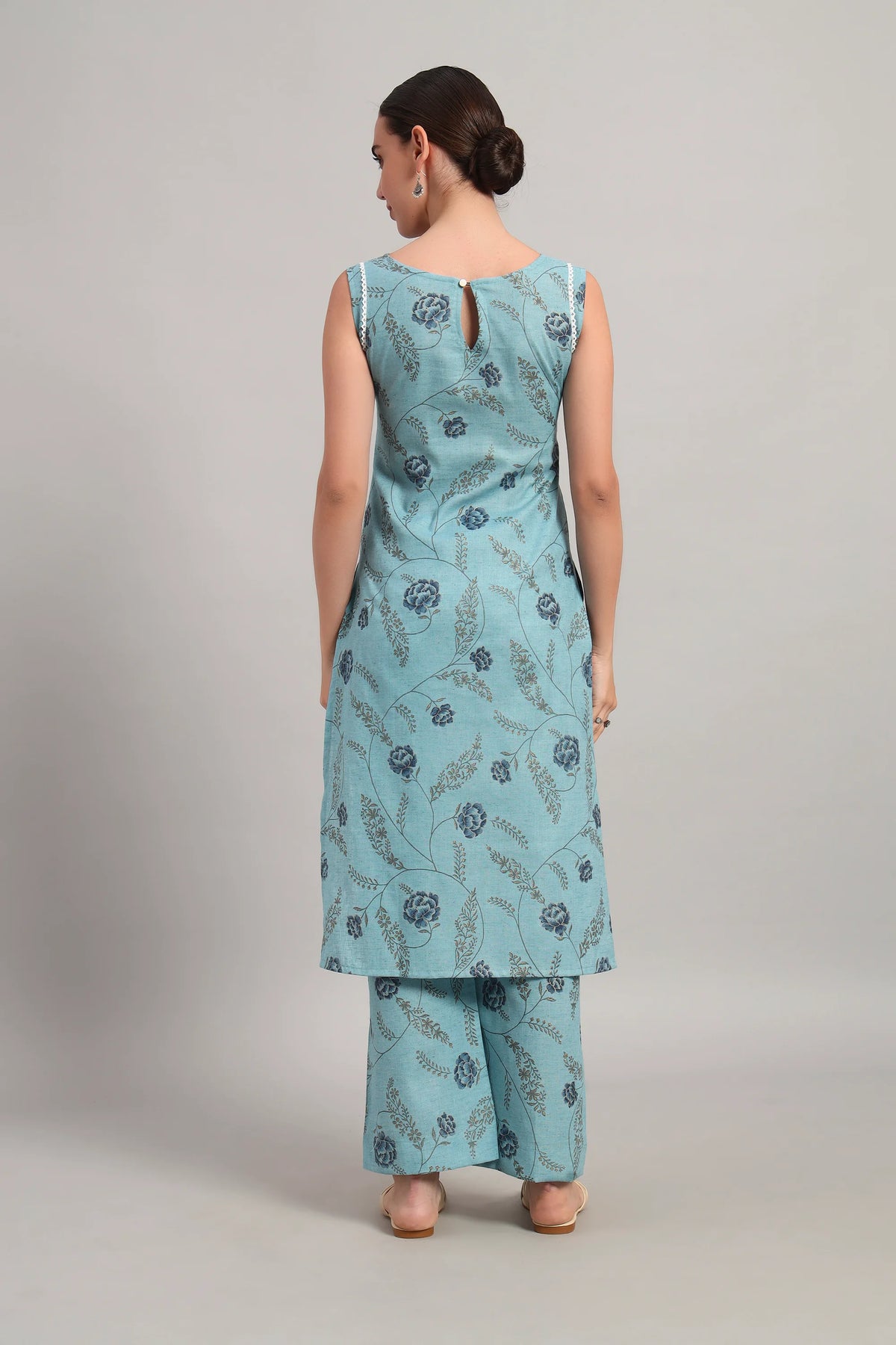 Subah Se Shaam Kurta Set, Sky Blue Prints