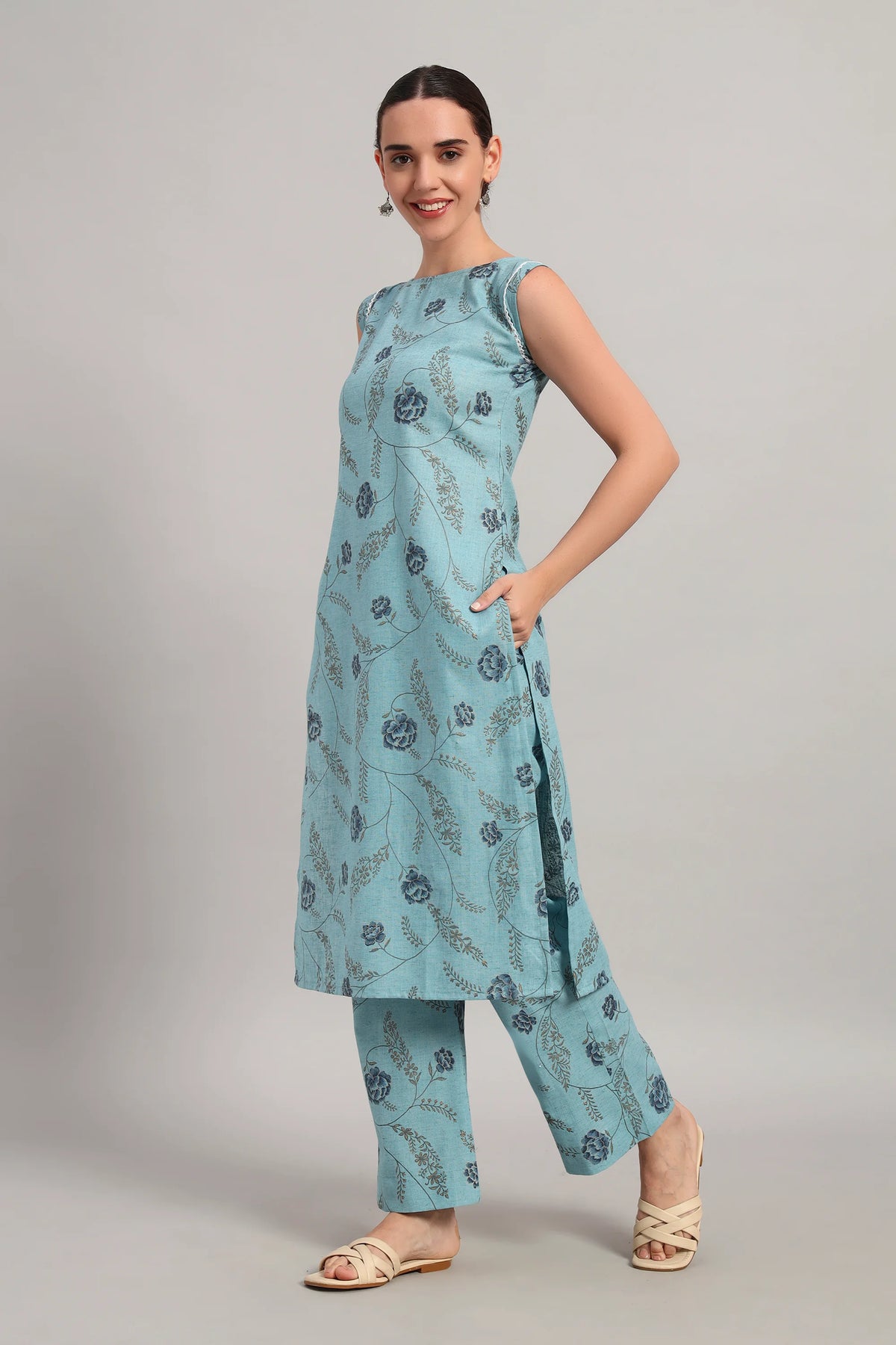 Subah Se Shaam Kurta Set, Sky Blue Prints