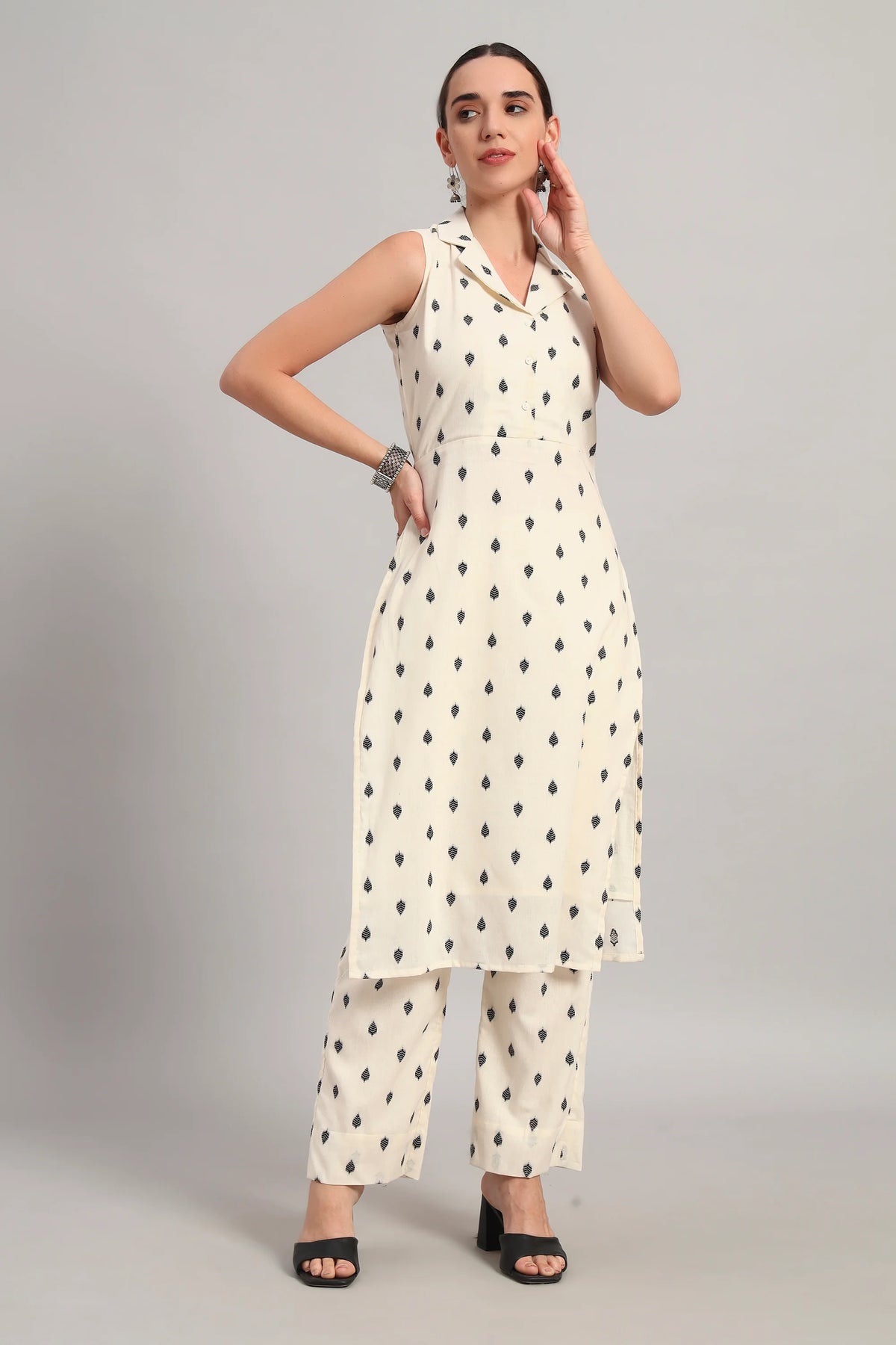 Roz Ka Kurta Set, Beige & Black