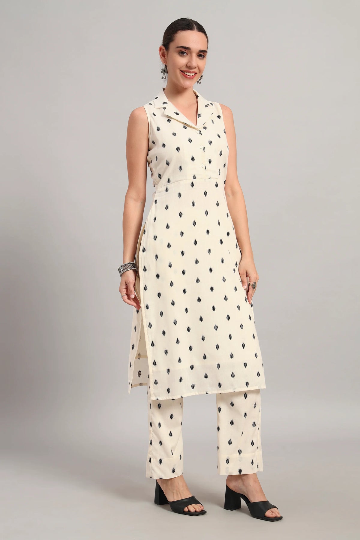 Roz Ka Kurta Set, Beige & Black