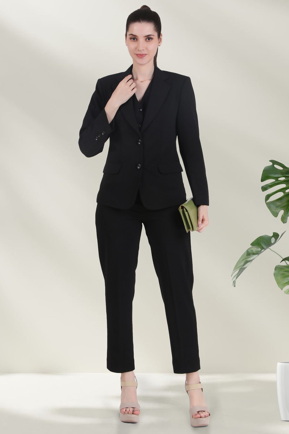 Stretch Crepe Single Breasted Blazer, Black