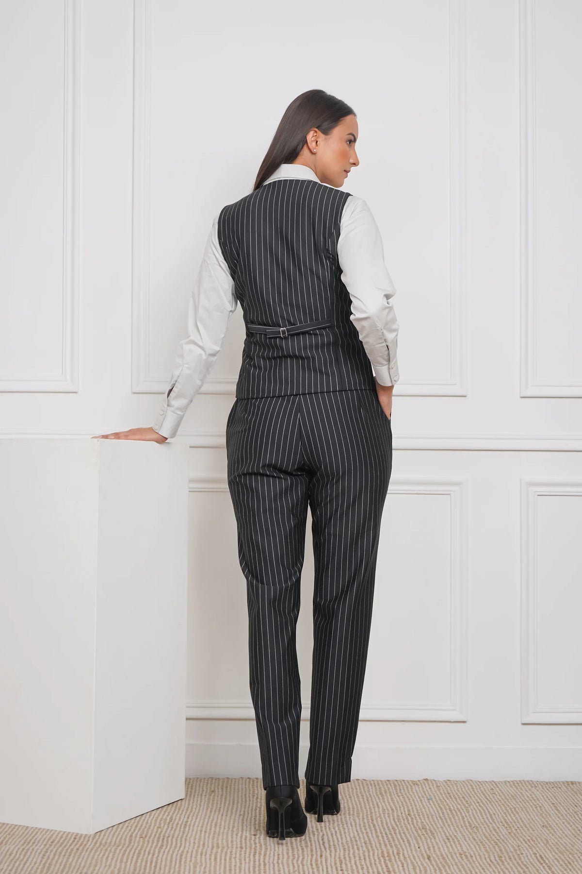 Suit to Pursue, Pinstripe Suit