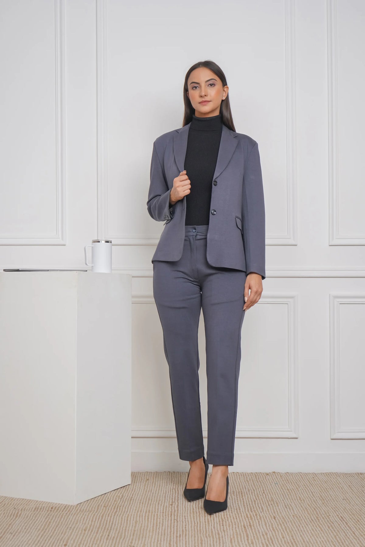 Tailored to Thrill, Power Suit Set