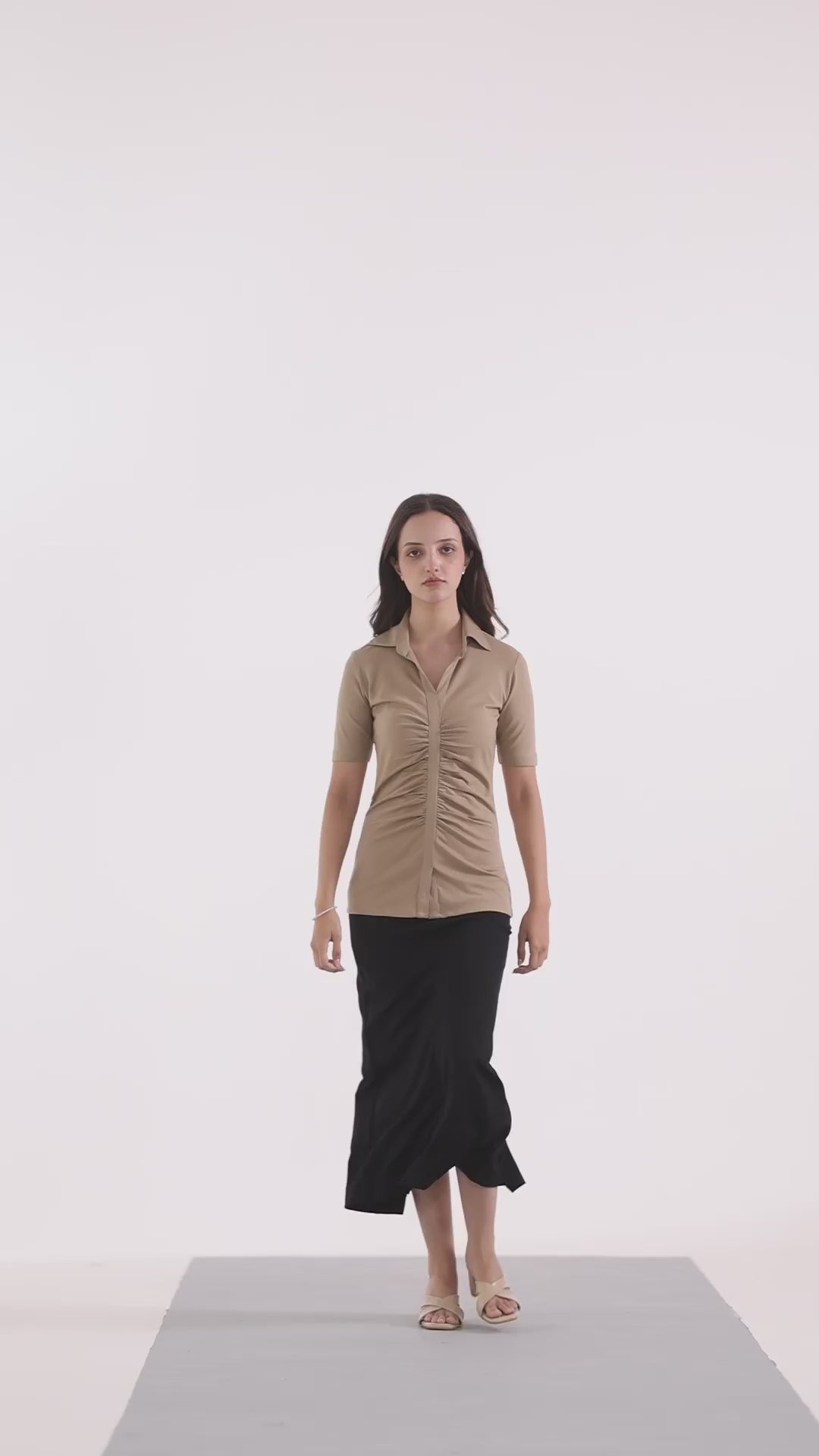 Sculpt Line Top – Beige
